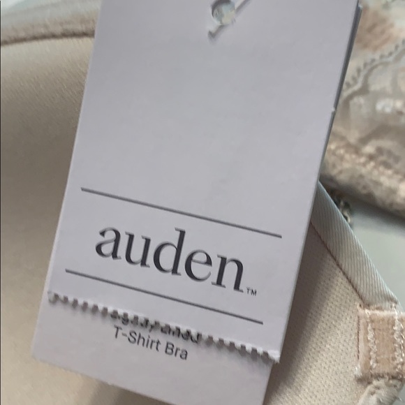 32 C t shirt bra lightly padded underwire - Picture 7 of 7